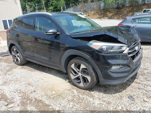 2016 HYUNDAI TUCSON SPORT