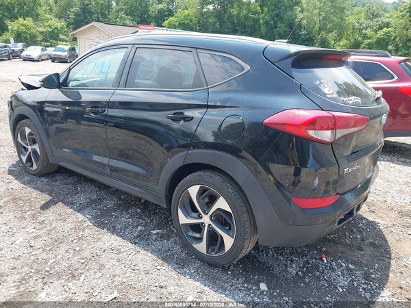 2016 HYUNDAI TUCSON SPORT
