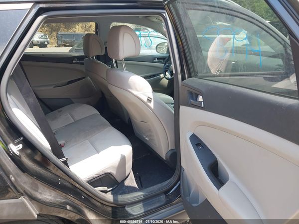 2016 HYUNDAI TUCSON SPORT