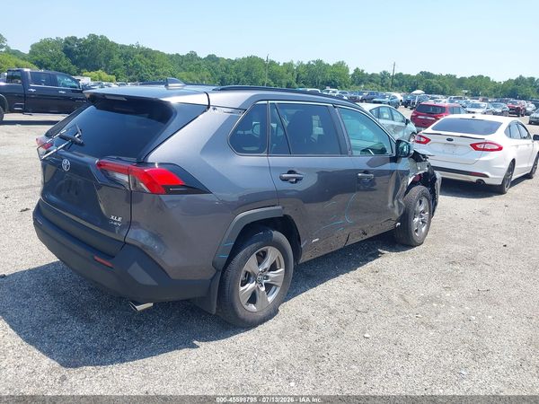 2025 TOYOTA RAV4 HYBRID XLE