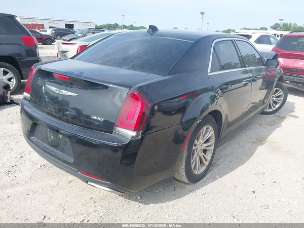 2017 CHRYSLER 300 LIMITED