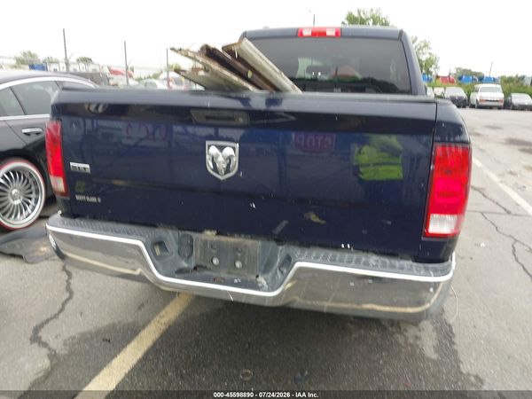 2017 RAM 1500 SLT  4X2 6'4 BOX