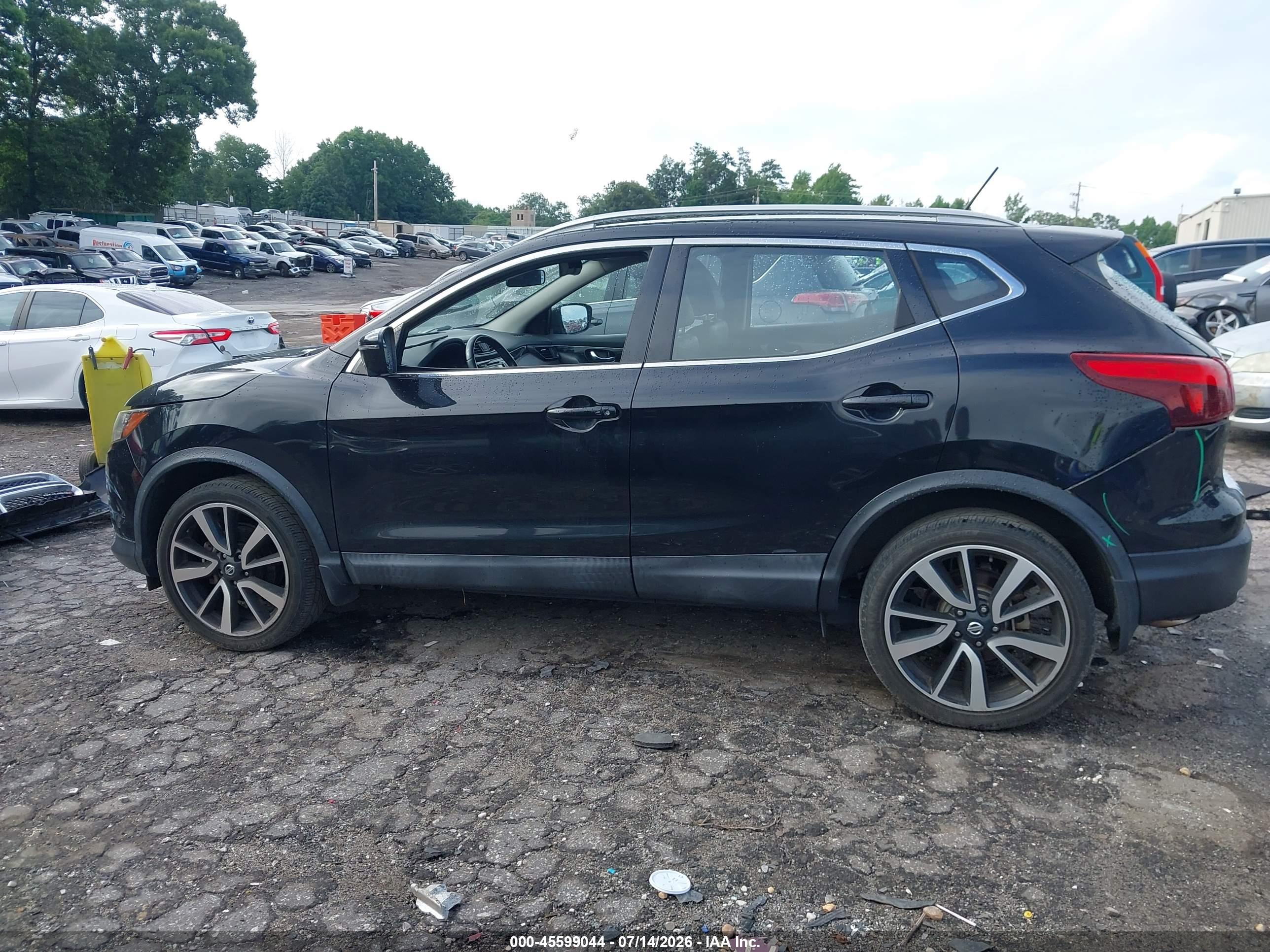 2018 NISSAN ROGUE SPORT SL