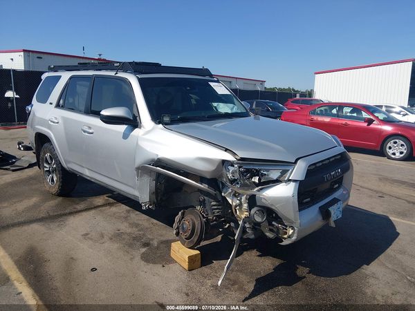 2021 TOYOTA 4RUNNER SR5