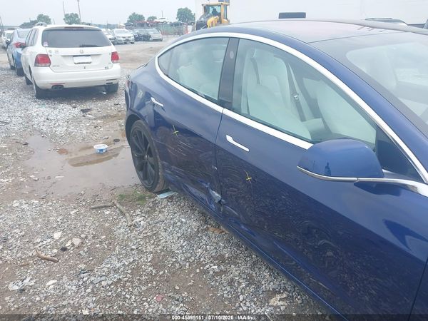 2018 TESLA MODEL 3 LONG RANGE/PERFORMANCE