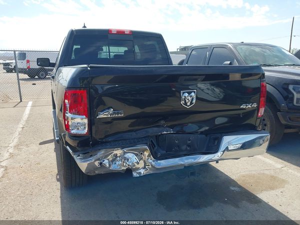 2017 RAM 1500 BIG HORN  4X4 5'7 BOX