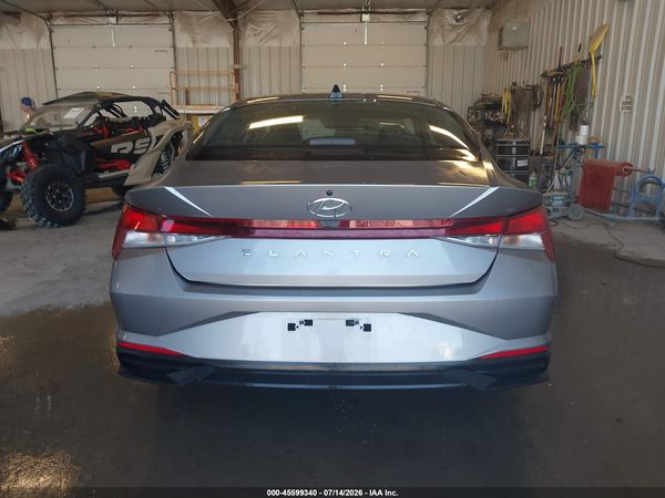 2023 HYUNDAI ELANTRA SE