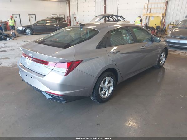 2023 HYUNDAI ELANTRA SE