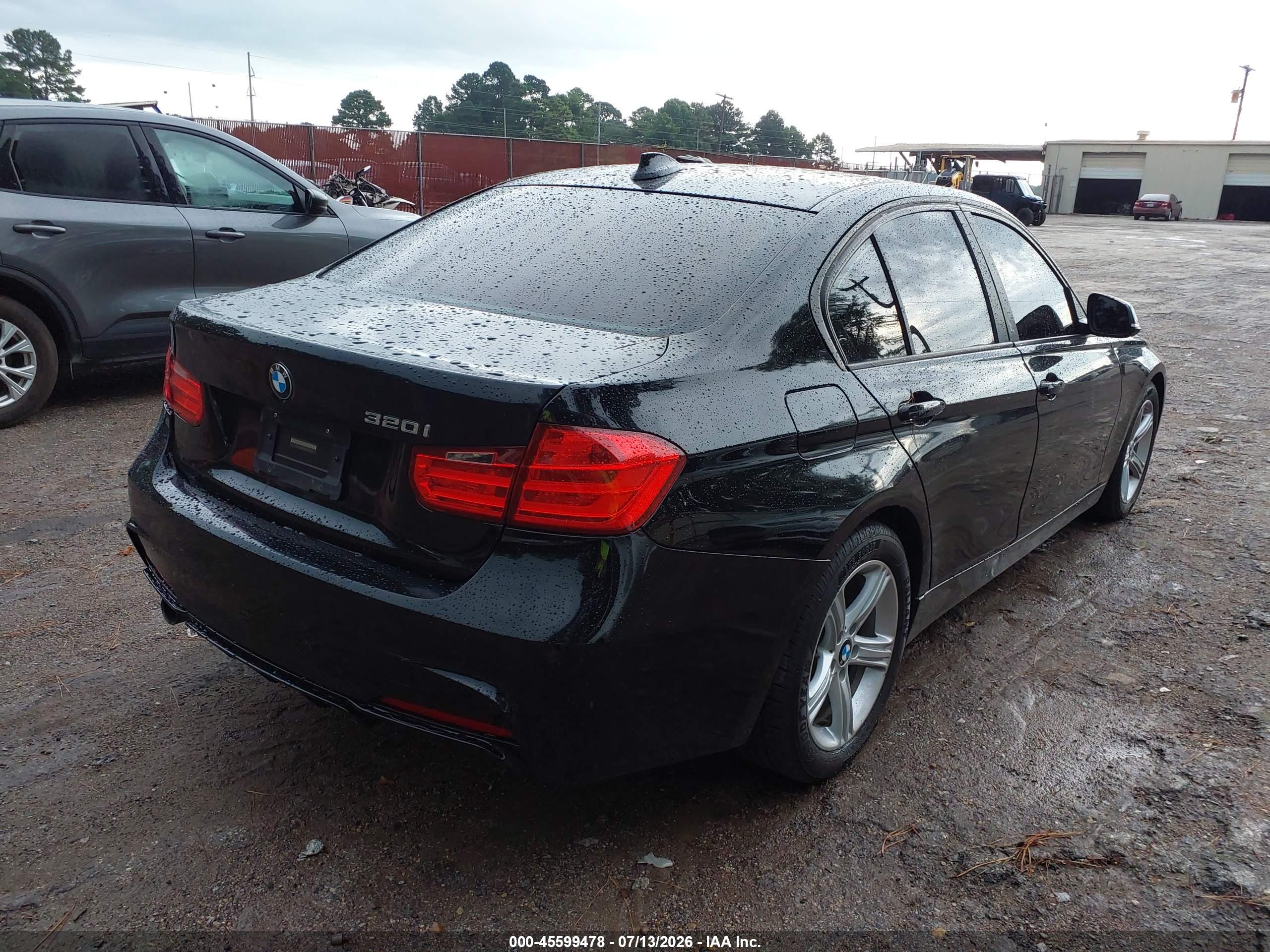2015 BMW 320I SA