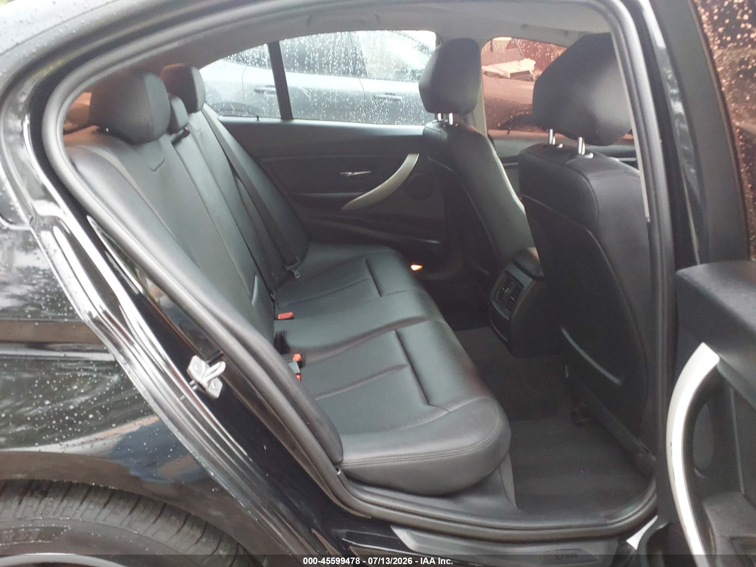 2015 BMW 320I SA