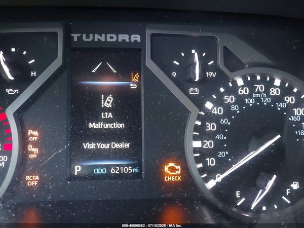 2022 TOYOTA TUNDRA SR5