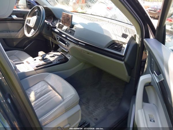 2020 AUDI Q5