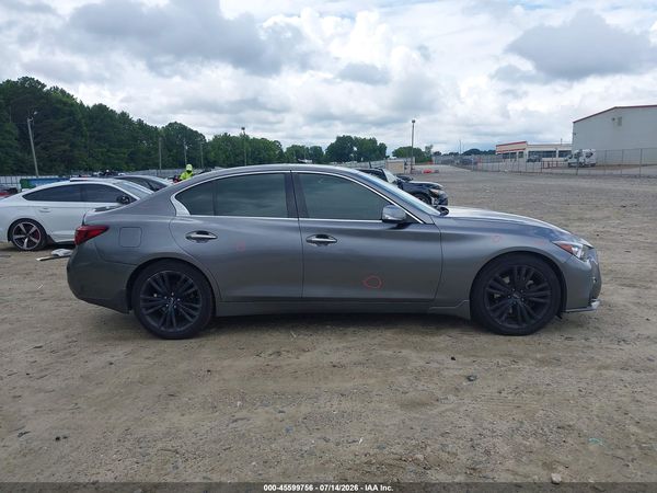 2015 INFINITI Q70