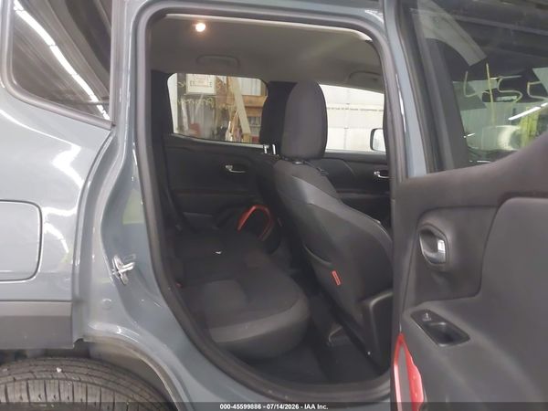2018 JEEP RENEGADE TRAILHAWK 4X4