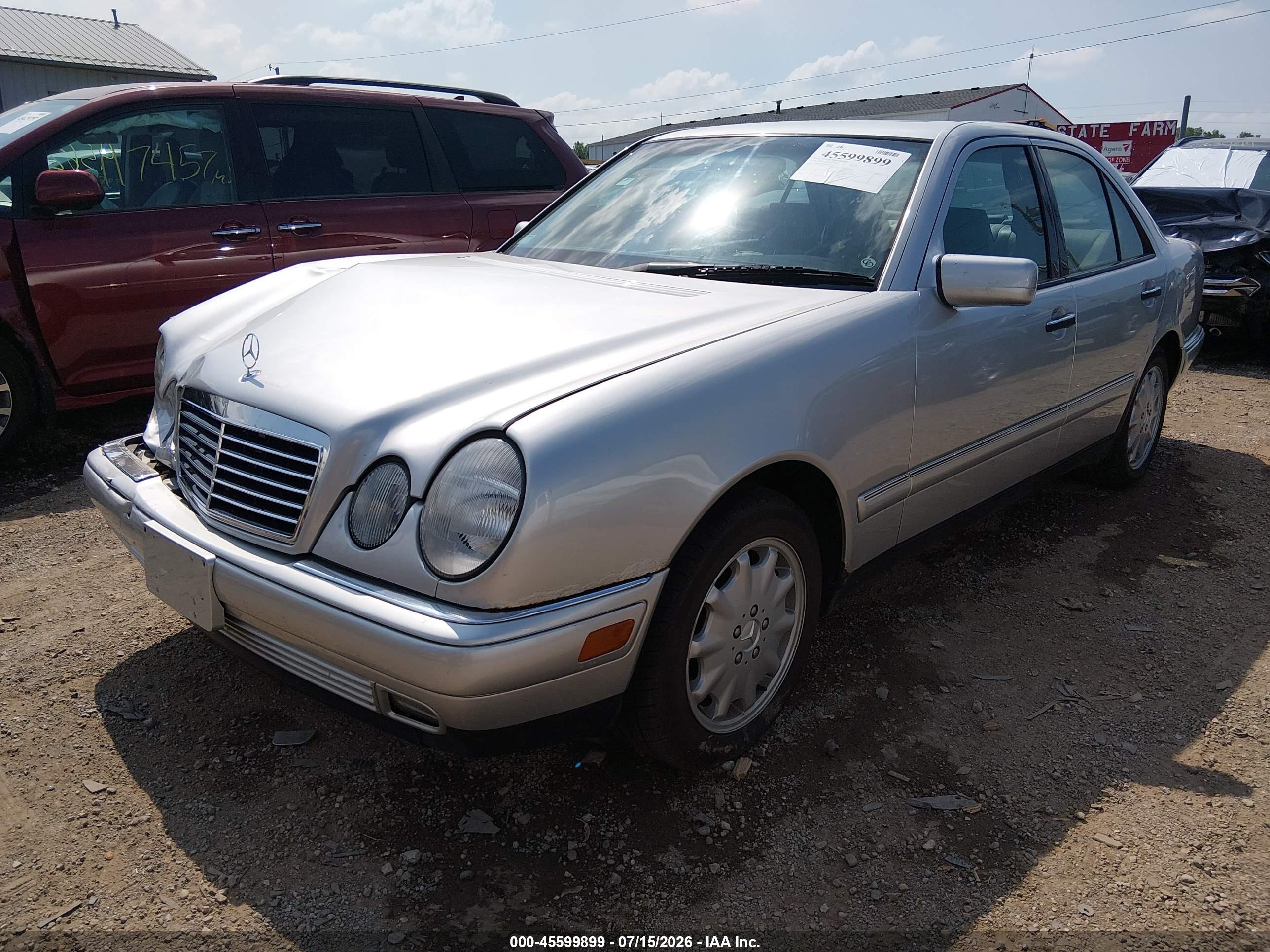 1999 MERCEDES-BENZ E 320 E320W 4-Matic