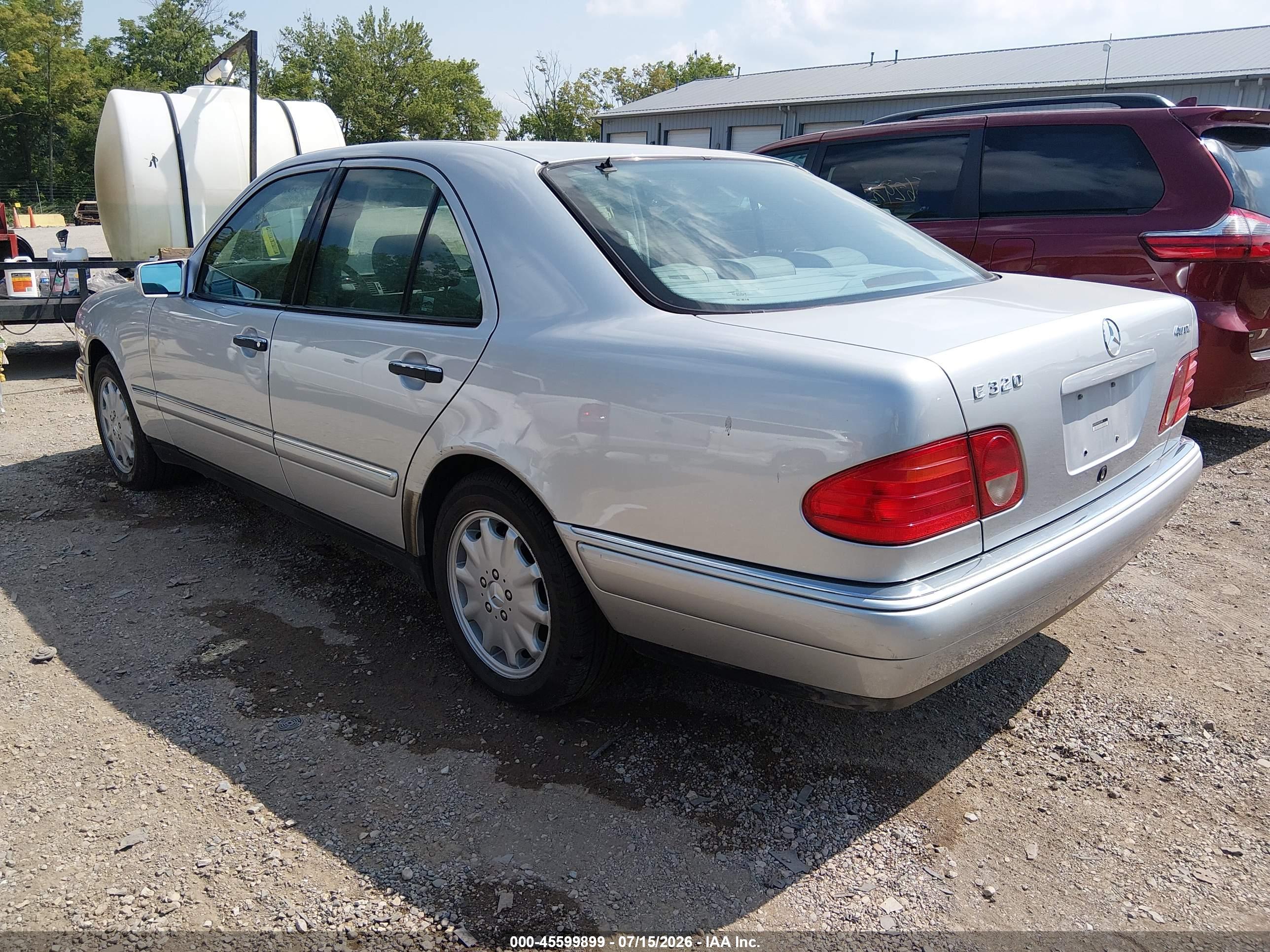 1999 MERCEDES-BENZ E 320 E320W 4-Matic
