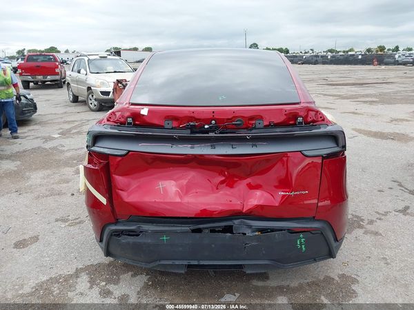 2026 TESLA MODEL Y