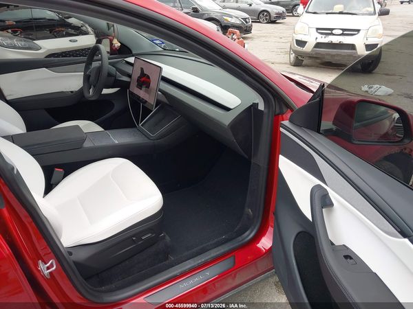 2026 TESLA MODEL Y