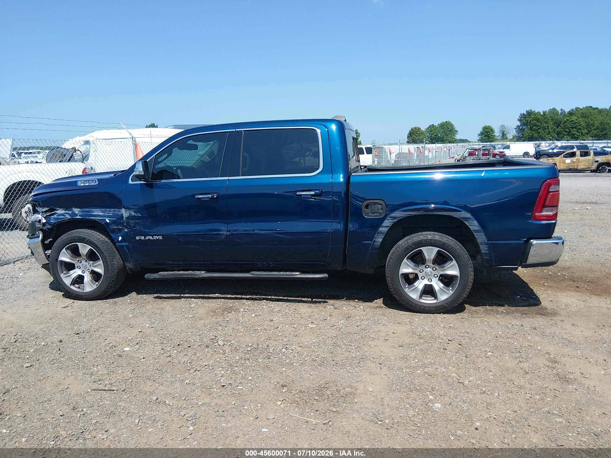 2019 RAM 1500 LARAMIE  4X2 5'7 BOX