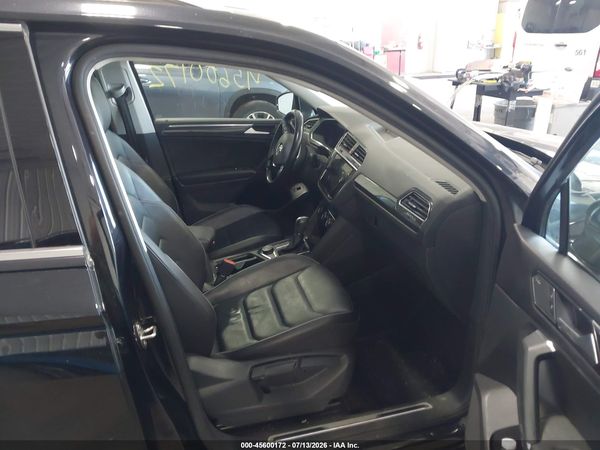 2018 VOLKSWAGEN TIGUAN 2.0T SEL PREMIUM — I5