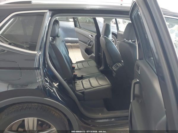 2018 VOLKSWAGEN TIGUAN 2.0T SEL PREMIUM — I8