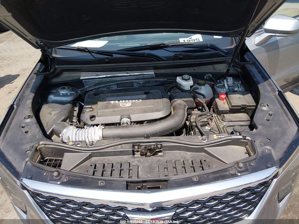 2024 CADILLAC XT4 FWD LUXURY