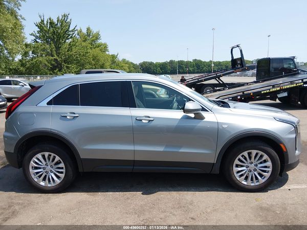 2024 CADILLAC XT4 FWD LUXURY