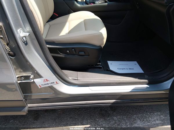 2024 CADILLAC XT4 FWD LUXURY