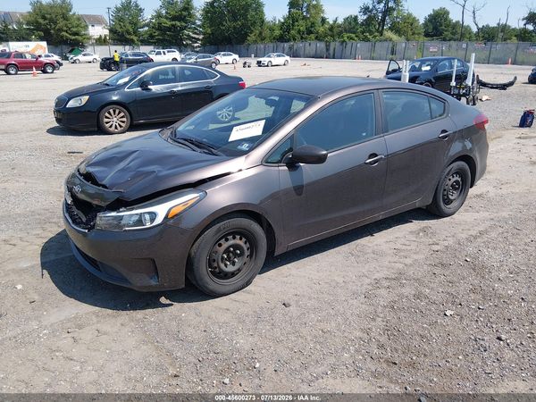 2017 KIA FORTE LX