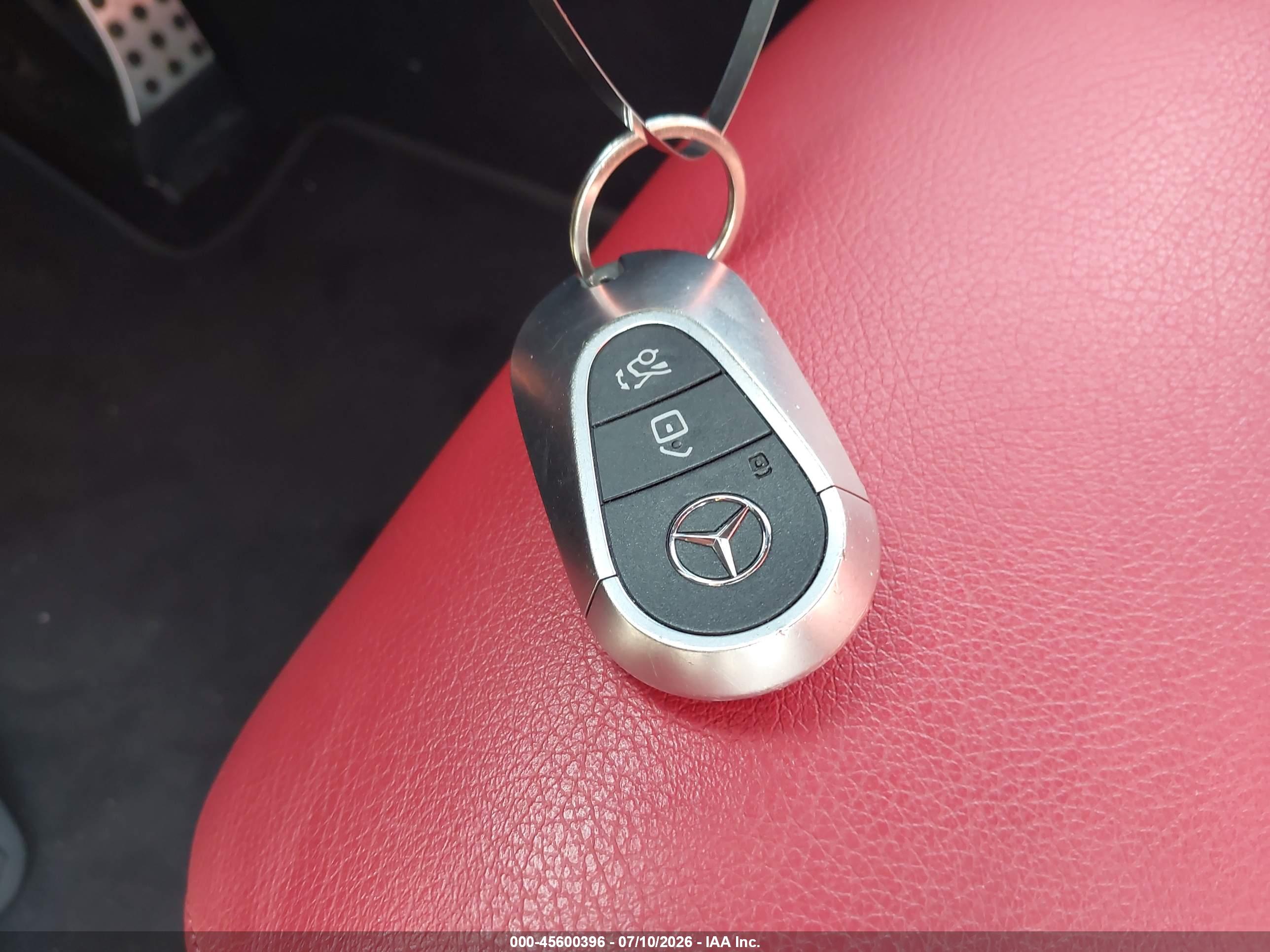 2023 MERCEDES-BENZ C 300 4MATIC
