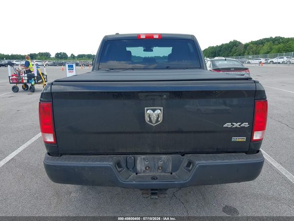 2017 RAM 1500 TRADESMAN  4X4 5'7 BOX
