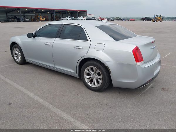 2019 CHRYSLER 300 TOURING — I3