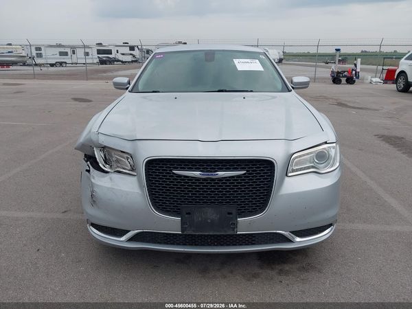 2019 CHRYSLER 300 TOURING — I115