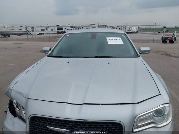 2019 CHRYSLER 300 TOURING — I152