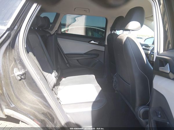 2023 VOLKSWAGEN TAOS 1.5T SE — I8