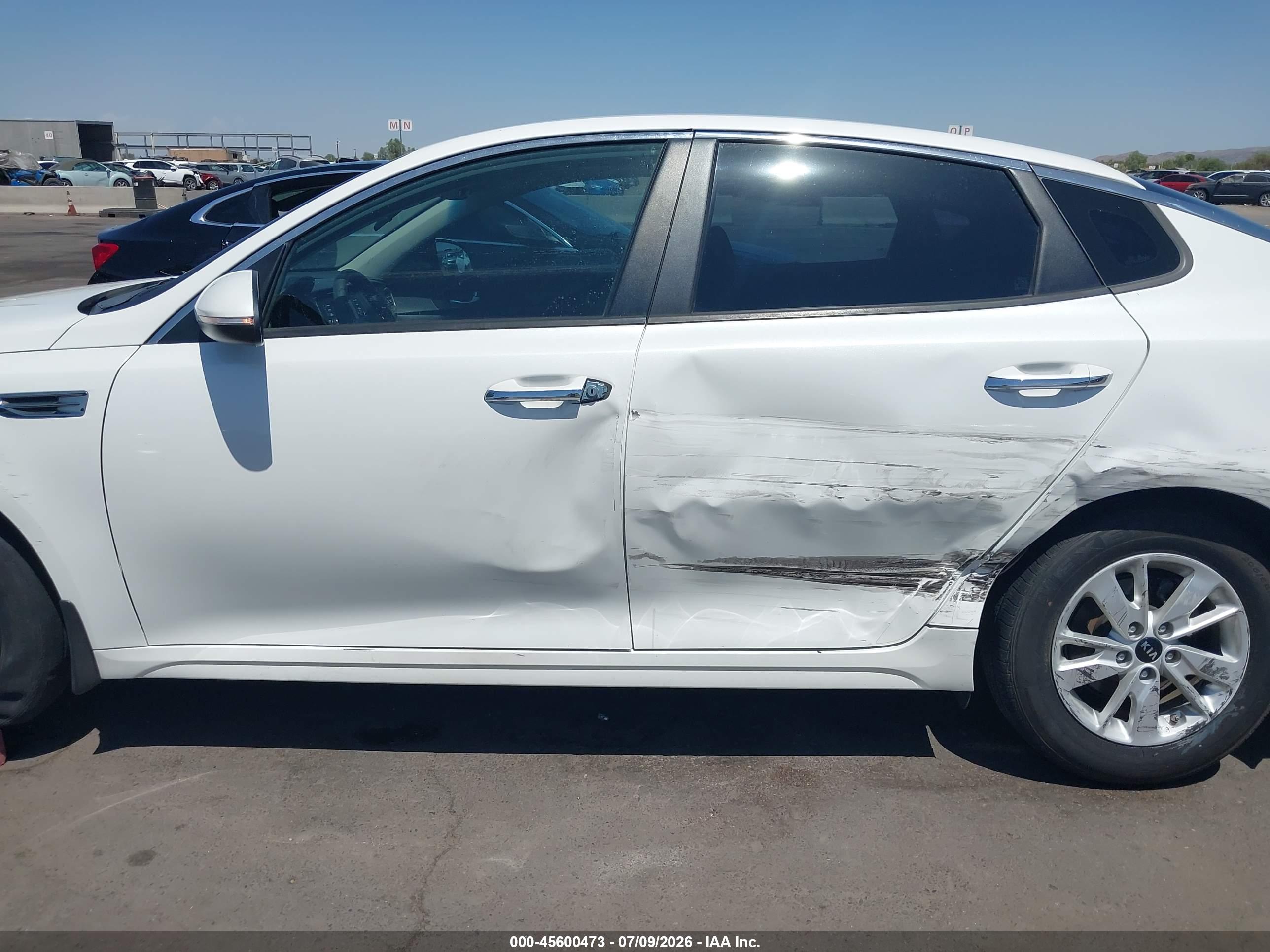 2016 KIA OPTIMA LX