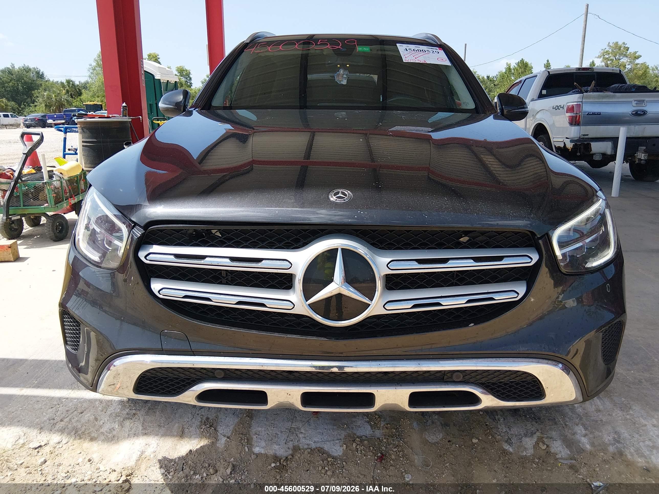 2021 MERCEDES-BENZ GLC 300 GLC300-4M