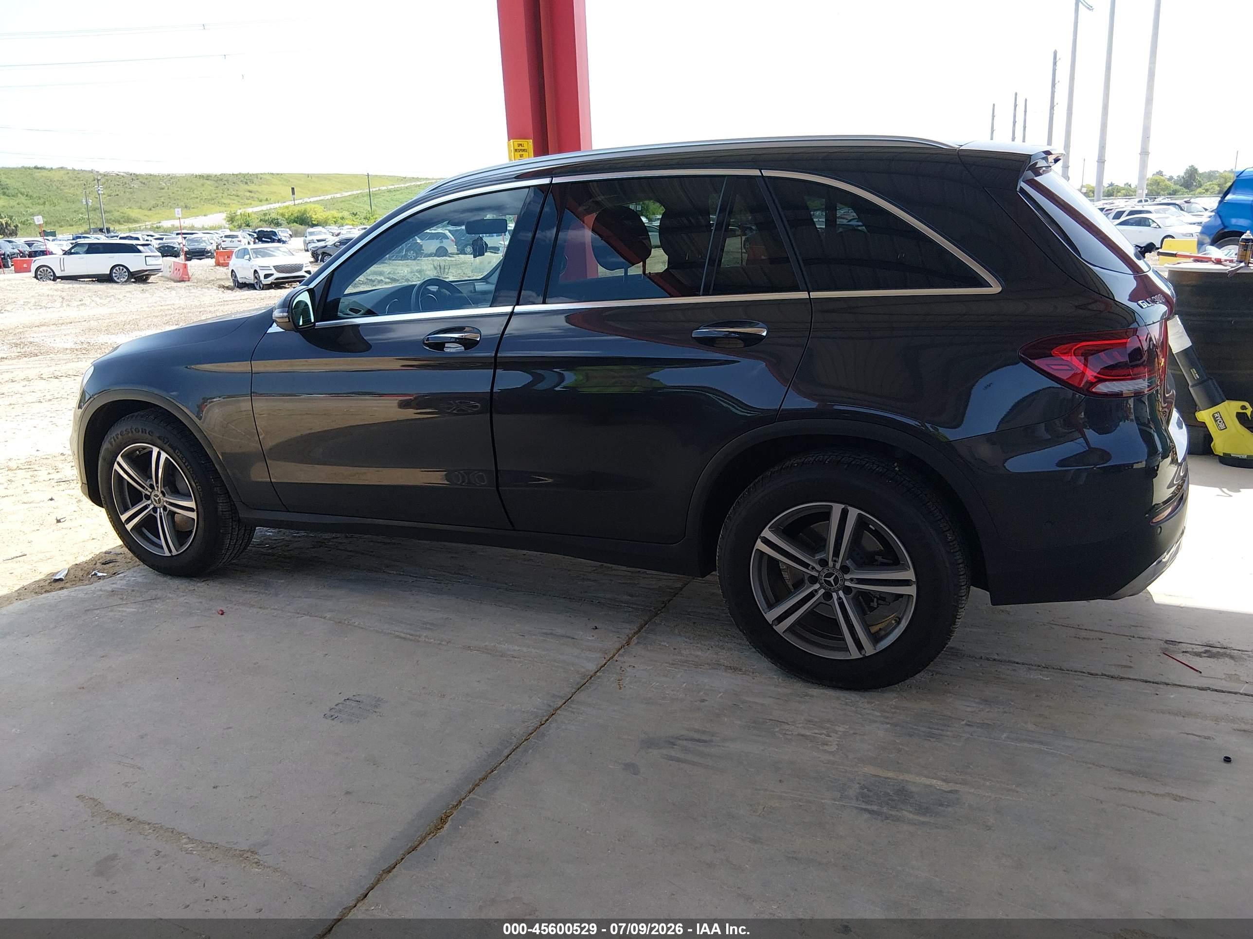 2021 MERCEDES-BENZ GLC 300 GLC300-4M