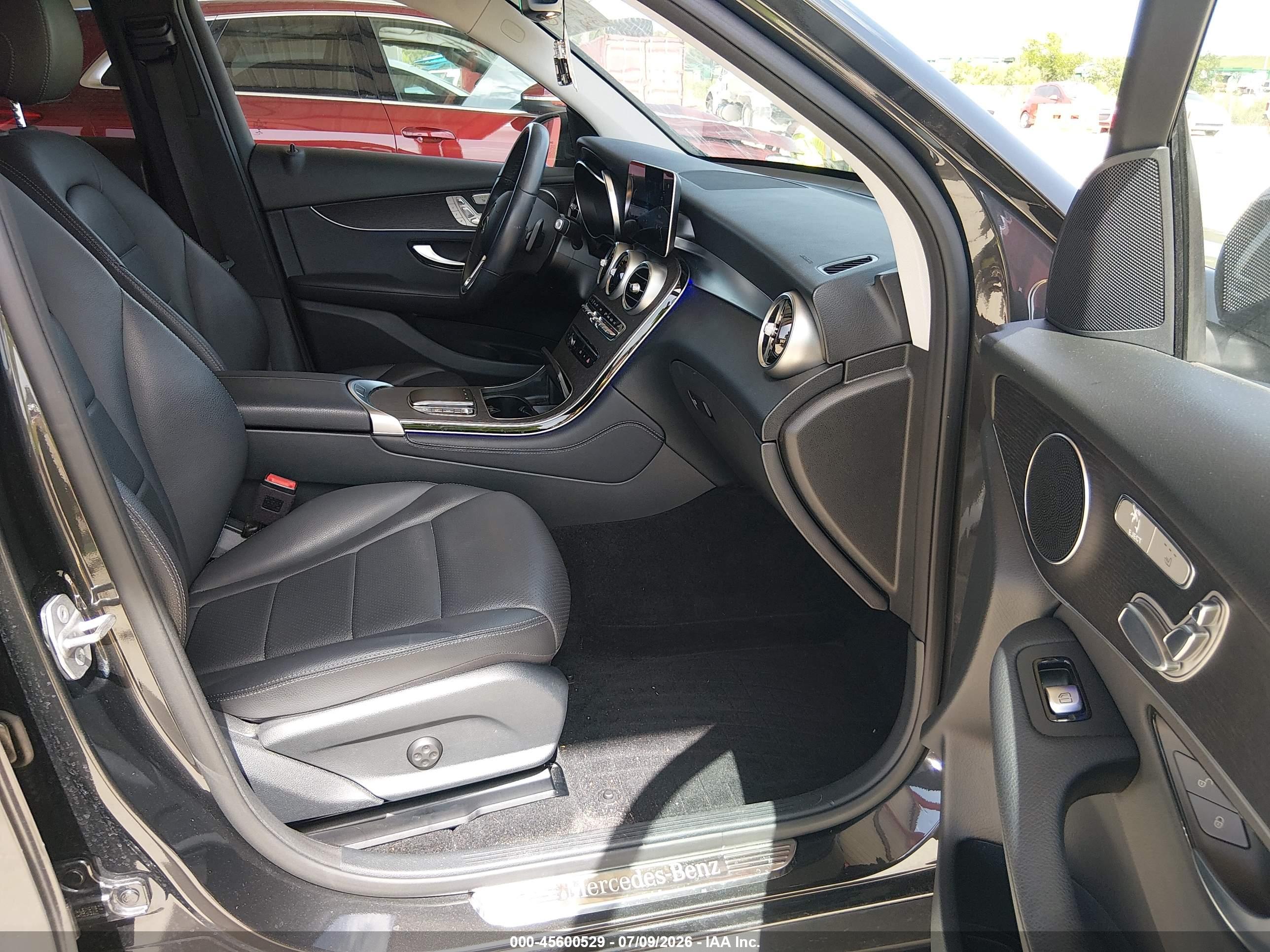 2021 MERCEDES-BENZ GLC 300 GLC300-4M