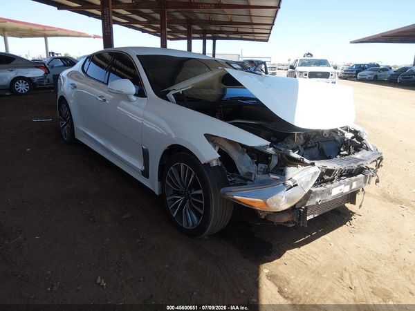 2019 KIA STINGER Base