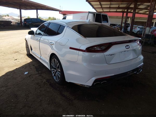 2019 KIA STINGER Base