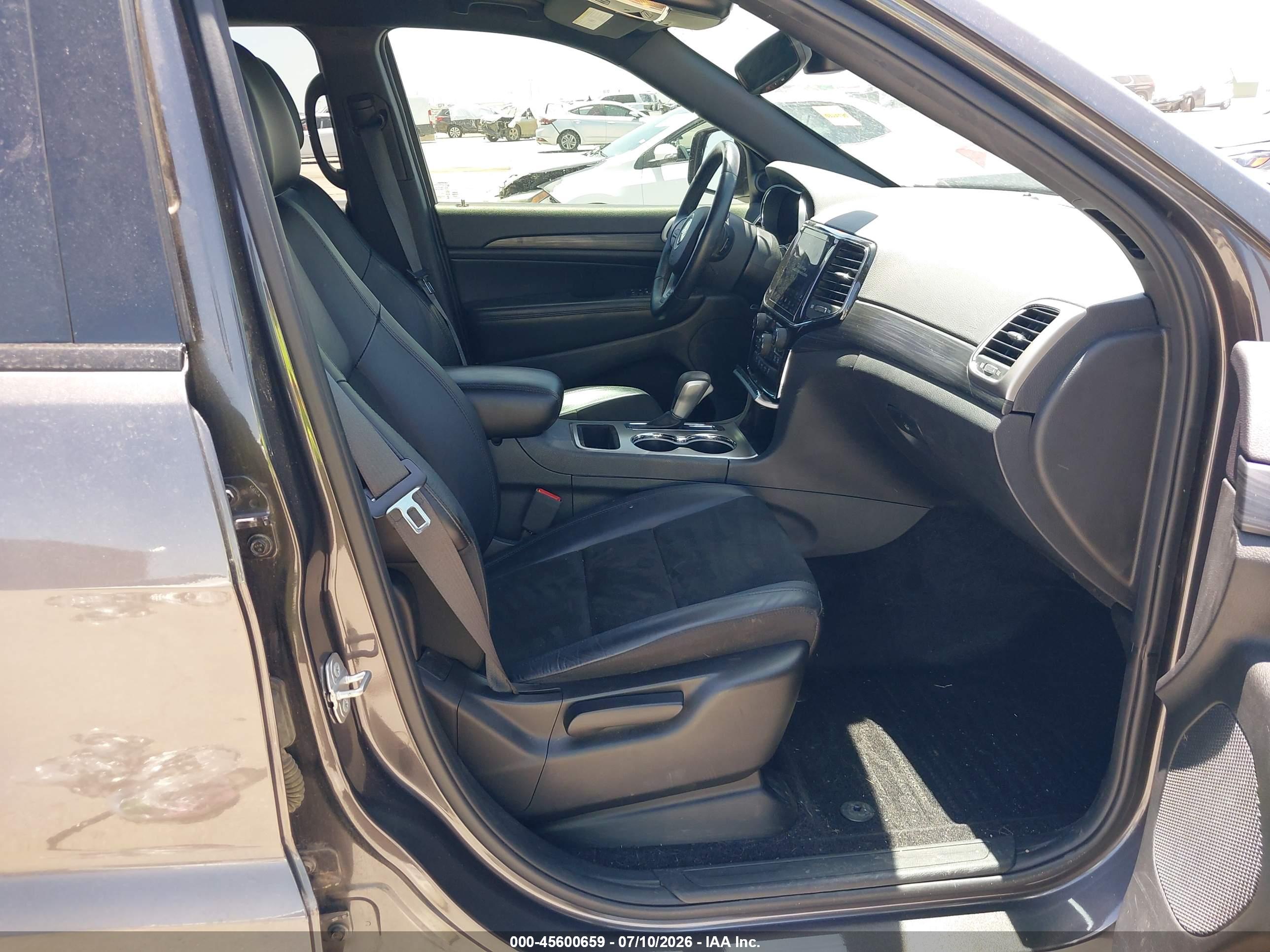 2019 JEEP GRAND CHEROKEE ALTITUDE 4X2