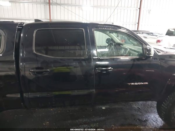 2016 TOYOTA TACOMA SR5 V6