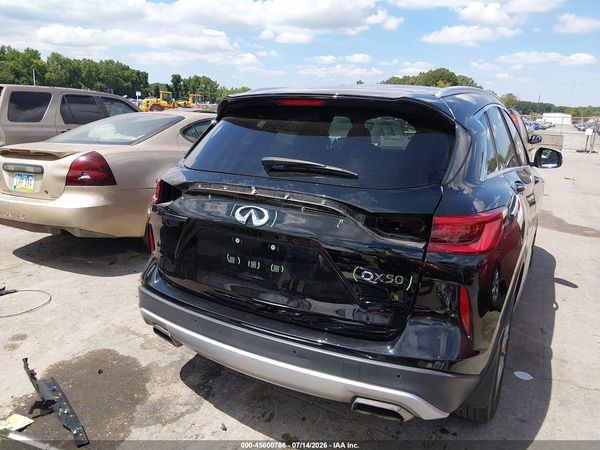 2021 INFINITI QX50 LUXE