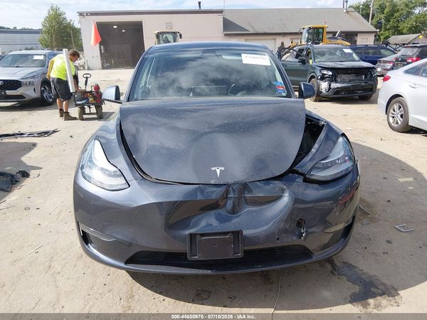 2020 TESLA MODEL Y