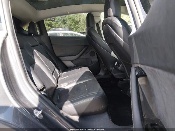 2020 TESLA MODEL Y
