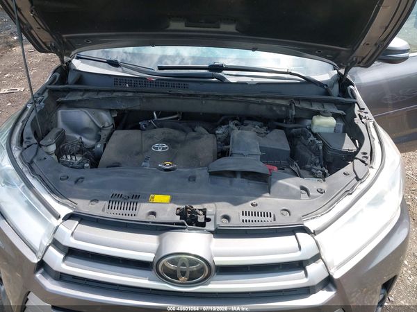 2018 TOYOTA HIGHLANDER XLE