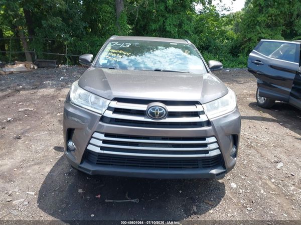 2018 TOYOTA HIGHLANDER XLE