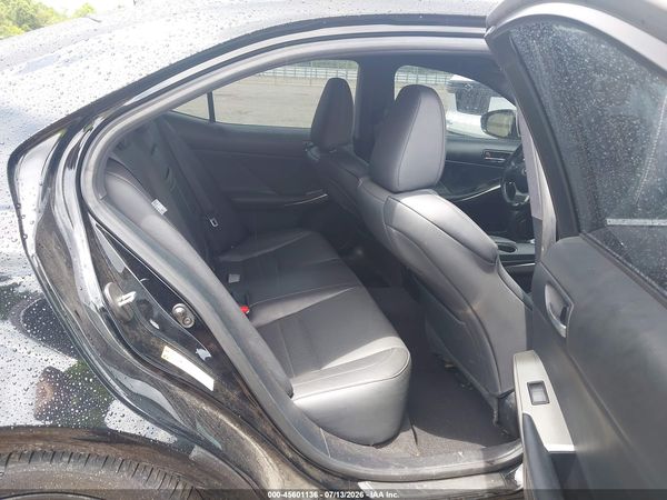 2016 LEXUS IS 300