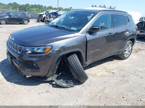 2022 JEEP COMPASS LATITUDE LUX 4X4